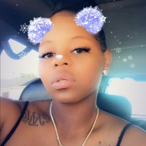 Meet your Posher, Sheena